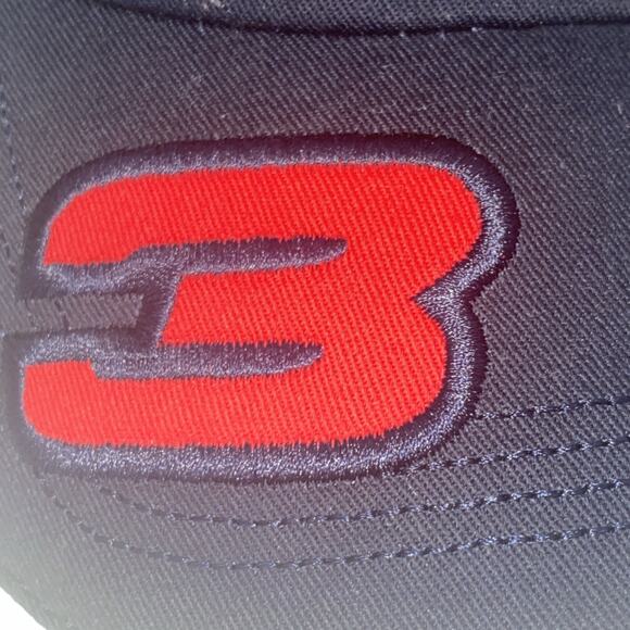 Aston Martin Red Bull Racing Adjustable Hat - Picture 3 of 9